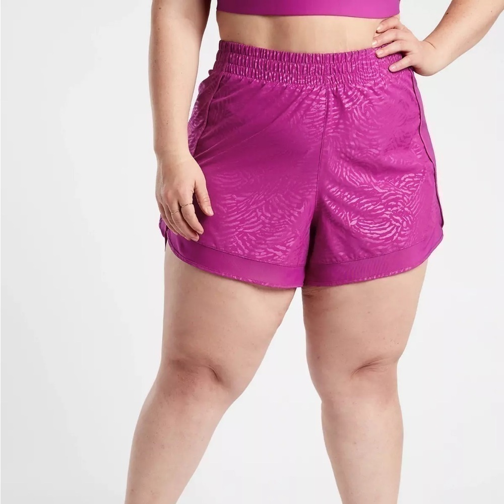 Athleta Women’s Shorts  Printed Mesh Racer Run Mid Rise Elastic Waist 4"